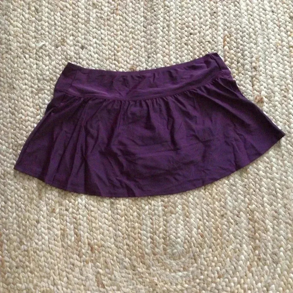 - Kona Sol Women’s Swim Skort Skertini Burgundy - Picture 2 of 5